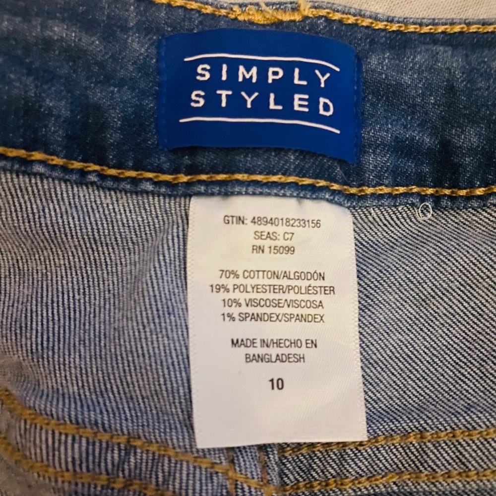 Simply Styled Jeans - Picture 3 of 3